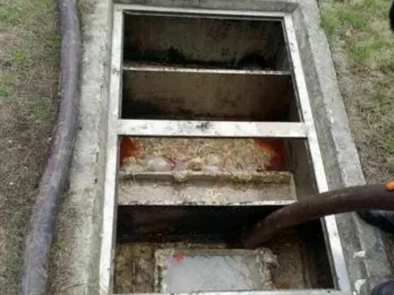东升镇隔油池清理