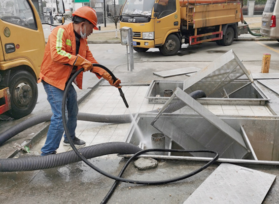 东升镇隔油池清理